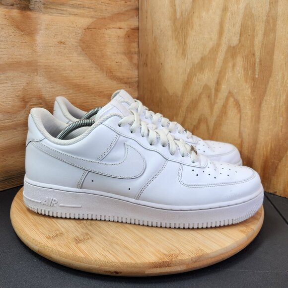 Nike Air Force 1 Low 07 Triple White Size 11 Shoes Sneakers - Picture 1 of 9